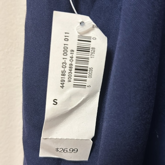 Old Navy navy blue V neck pullover blouse new with tags  attached size smalll - Picture 3 of 6